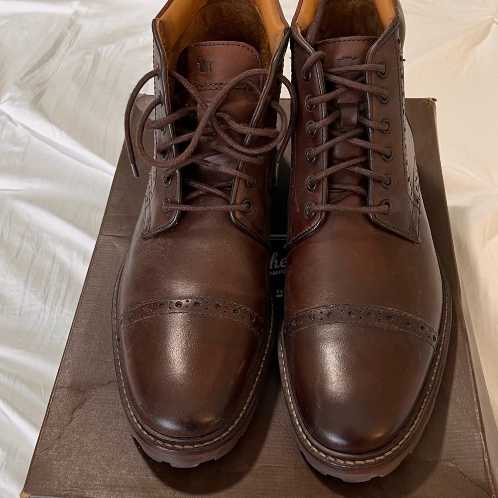 New Florsheim Fenway Cap Toe Boot